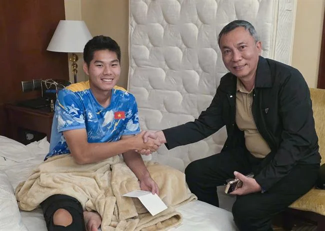 Hỗ trợ khách hàng 98win link hôm nay